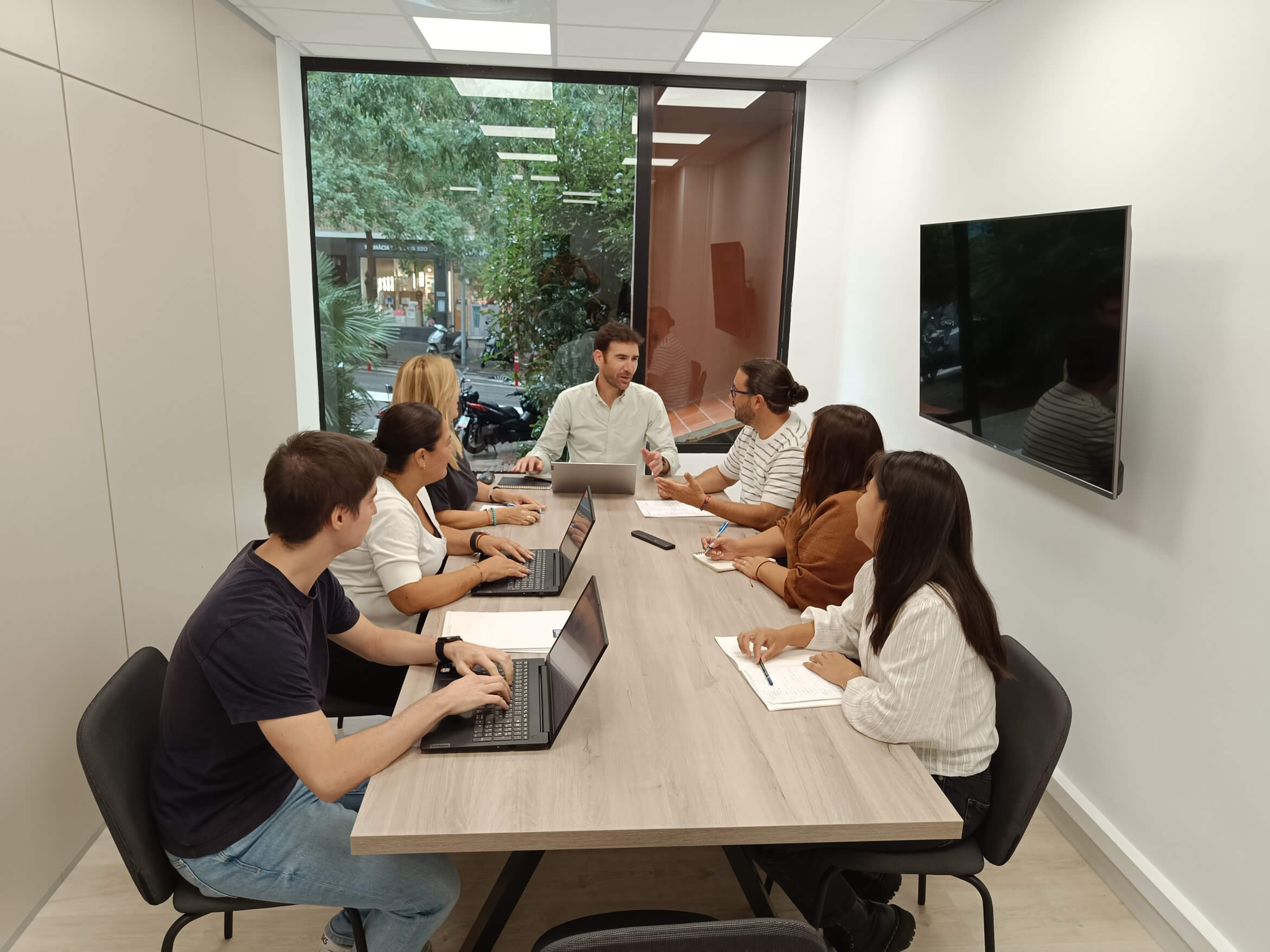 equipo de Garvi Limpiezas Barcelona